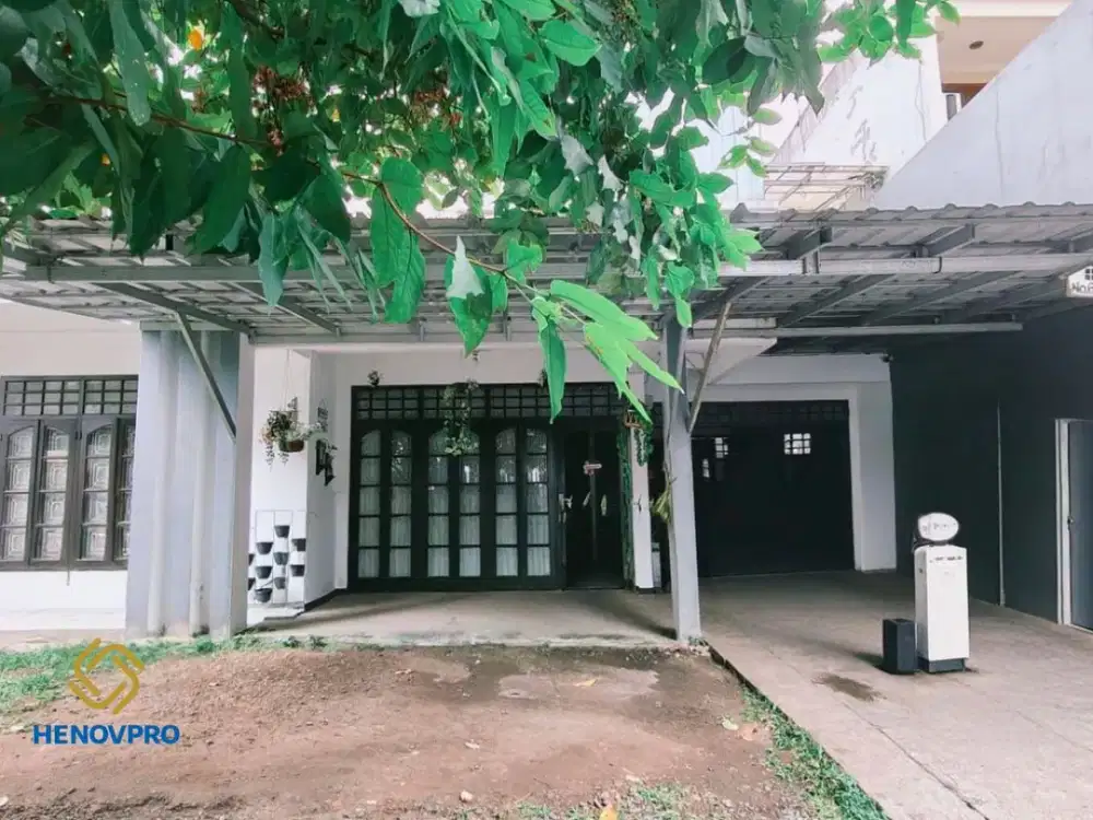 Dijual Rumah di MAMPANG PRAPATAN - RUMAH 2 LANTAI- Lokasi strategis