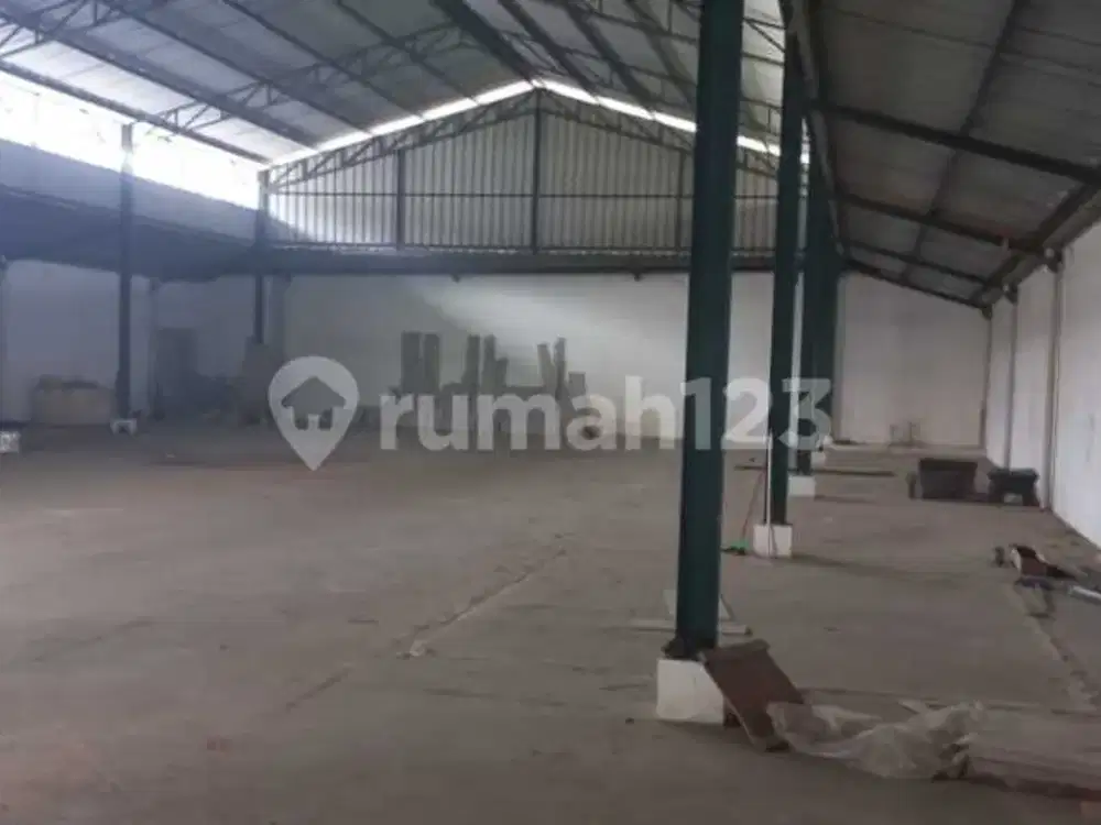 Gudang Siap Pakai Cipondoh