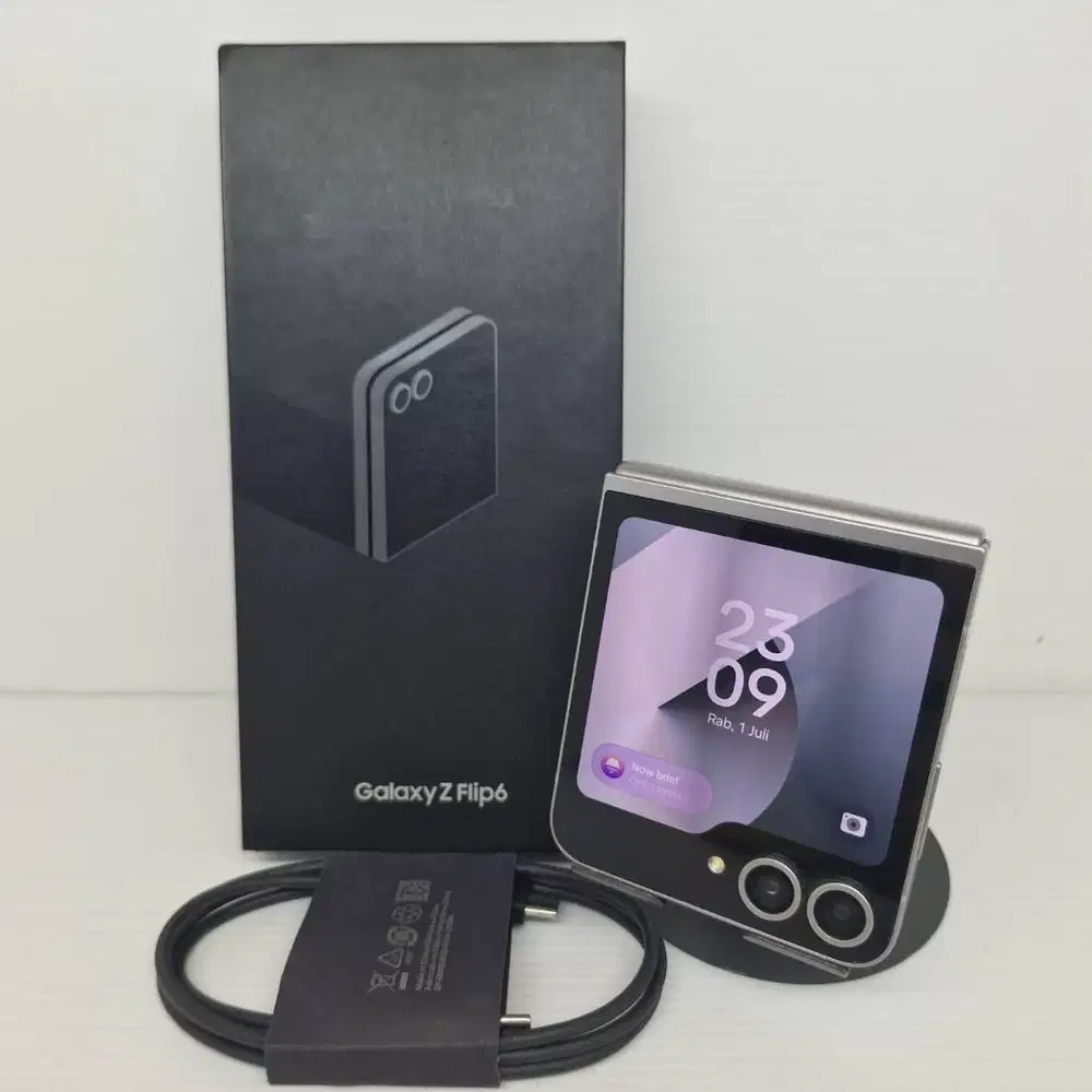 TERMURAH KOMPLIT SAMSUNG GALAXY Z FLIP 6 5G 12/256 SILVER