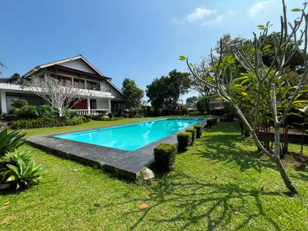 Dijual Villa di Cisarua Puncak