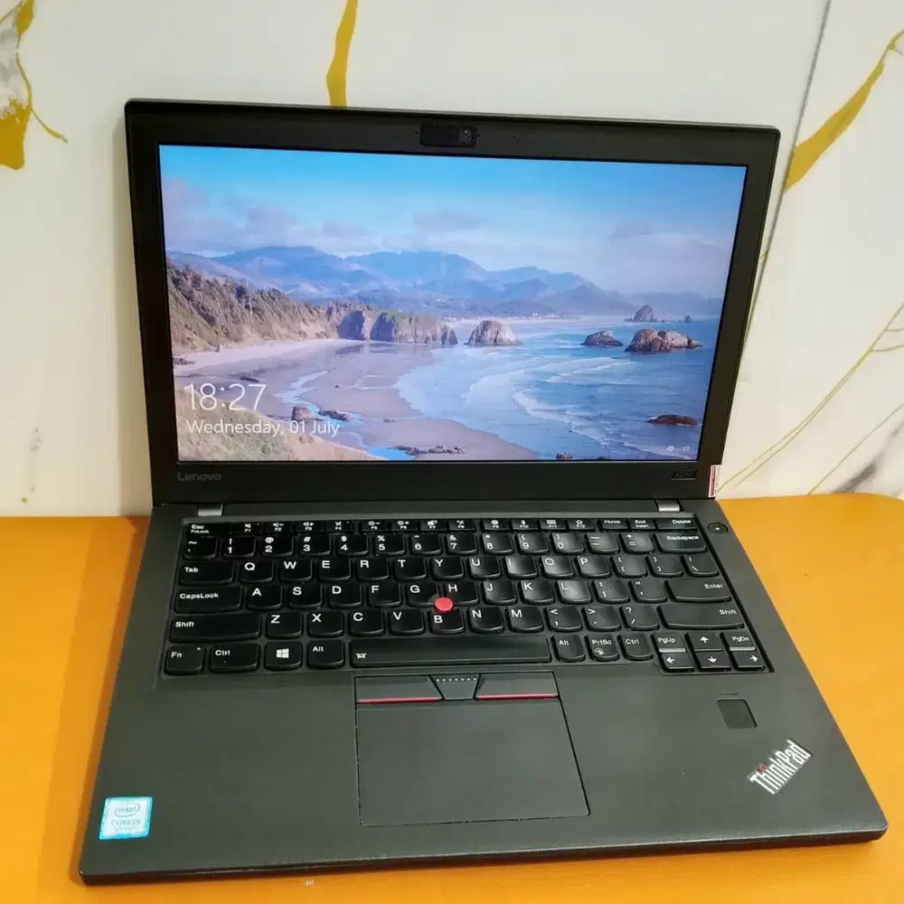 Lenovo Thinkpad X270 core i5 Gen 7 RAM 8GB SSD 250GB Laptop Kantoran
