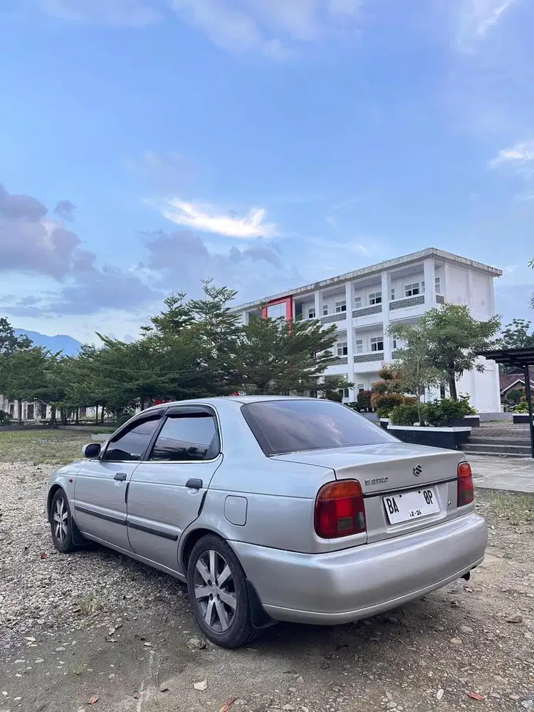 Jual Mobil Suzuki Baleno Tahun 2000