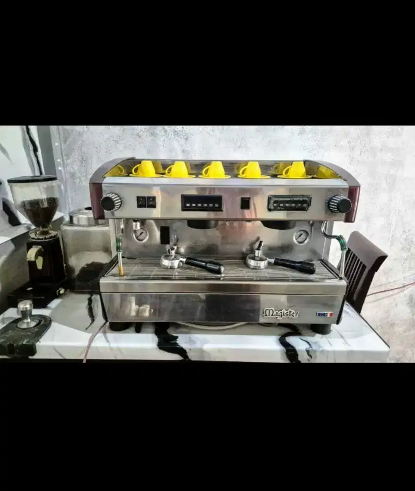Mesin coffee Magister komersial Listrik (made in Italy)
