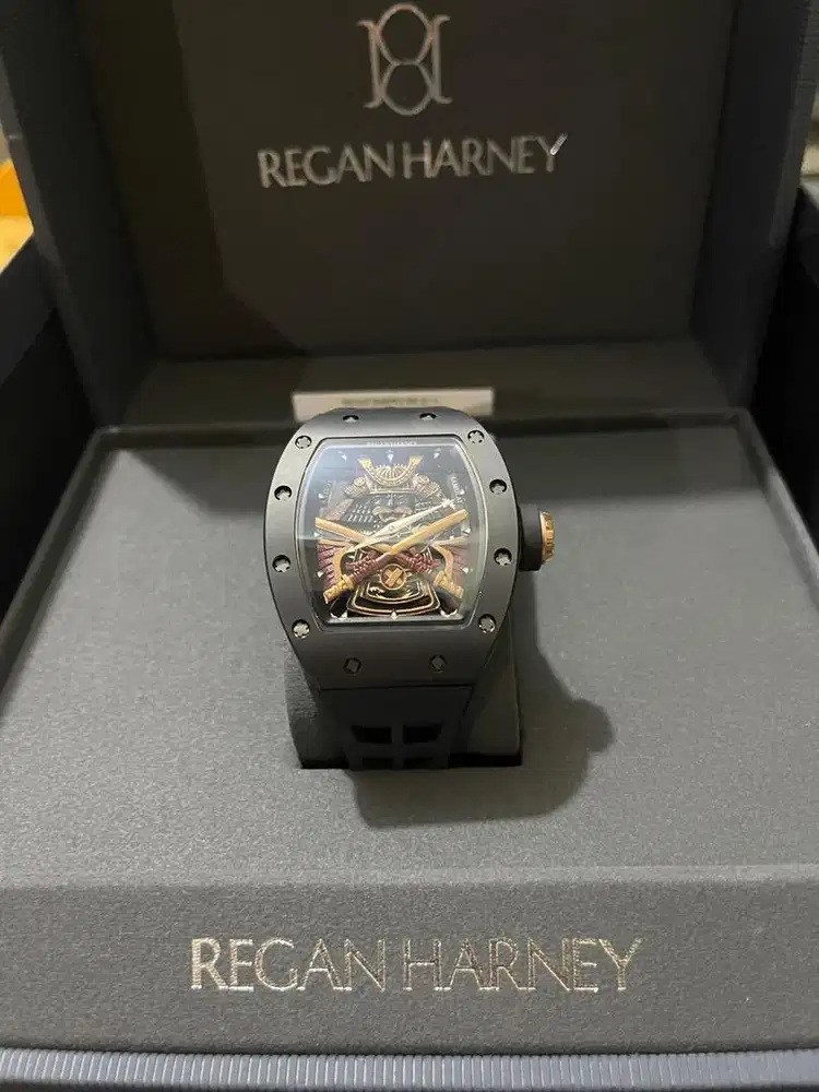 Jam Tangan REGAN HARNEU