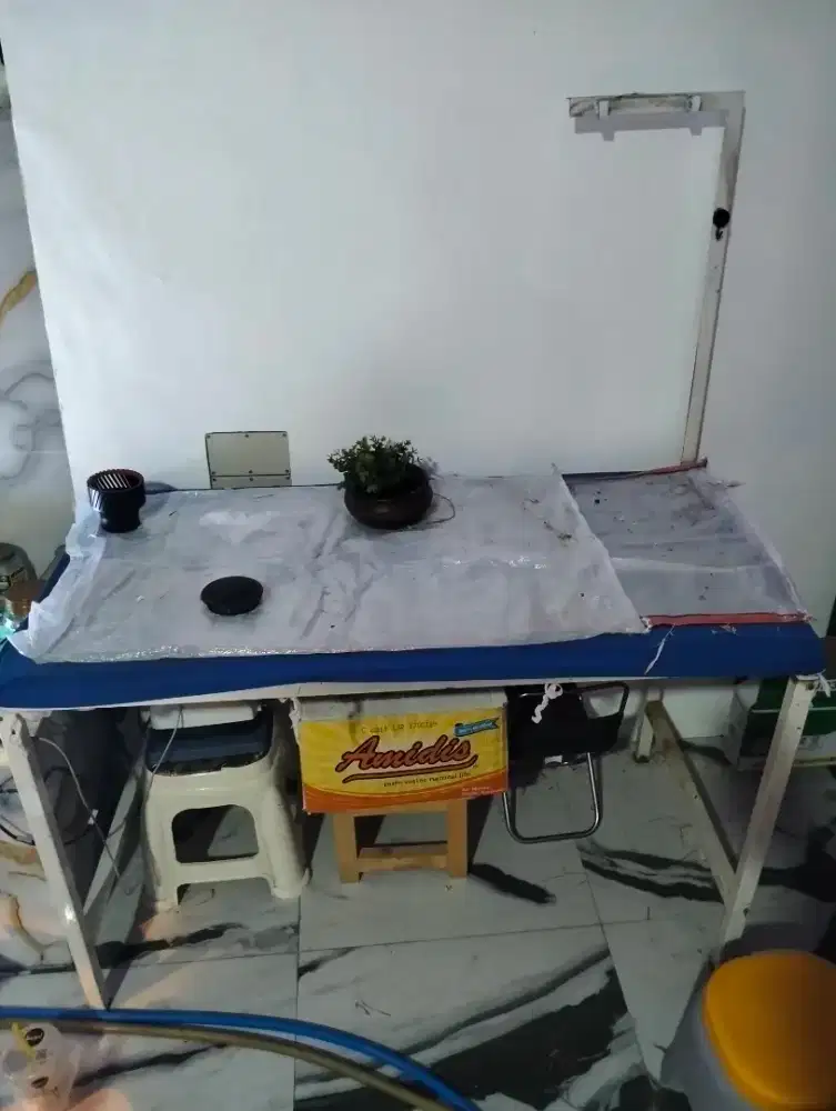 MEJA SETRIKA LAUNDRY