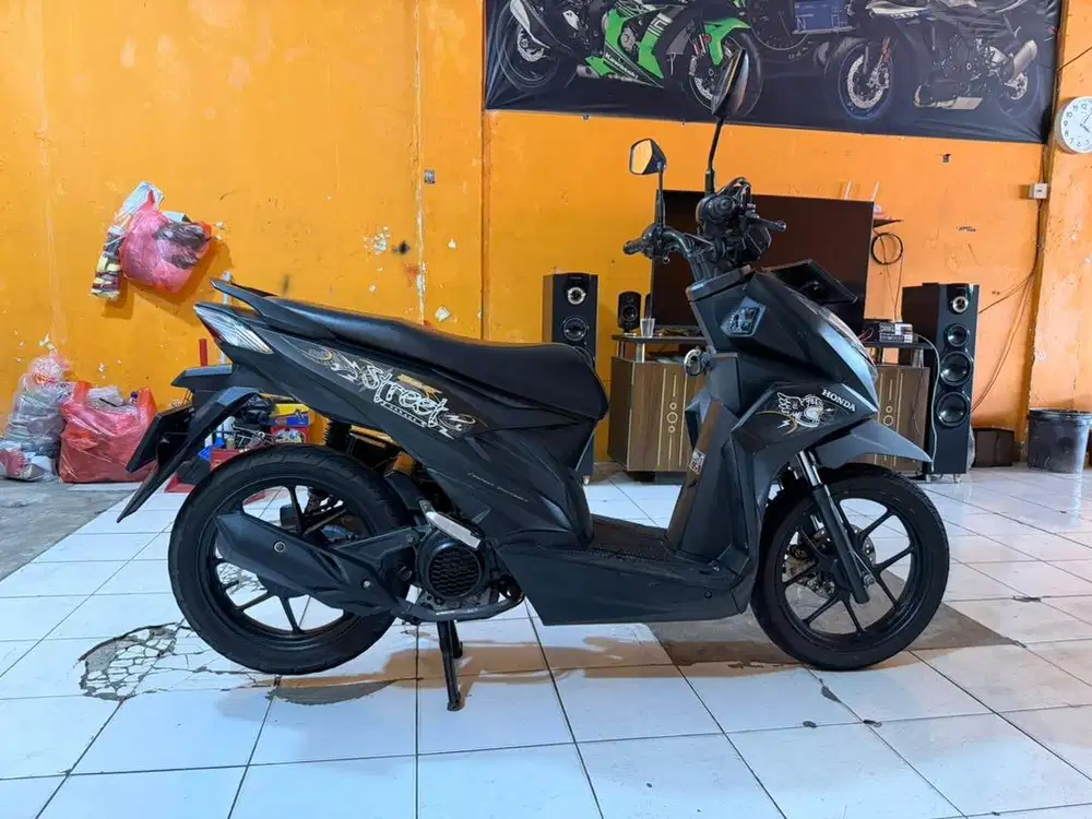 Honda Beat Street Orijinal pajak On
