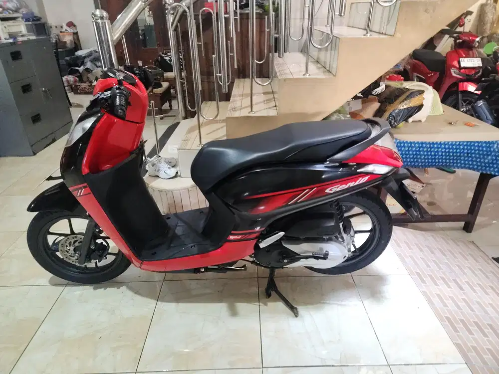 Genio hitam merah 2019 Gbm dp1jt 3thn 645