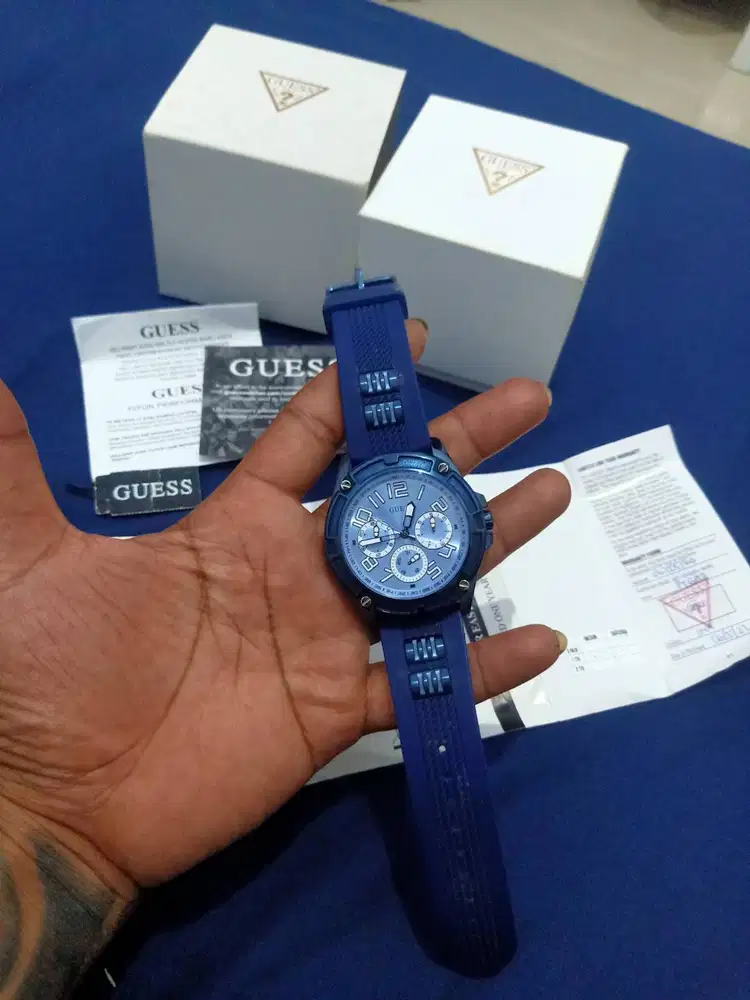 Jual jam tangan GUESS, original (GW0051G4)