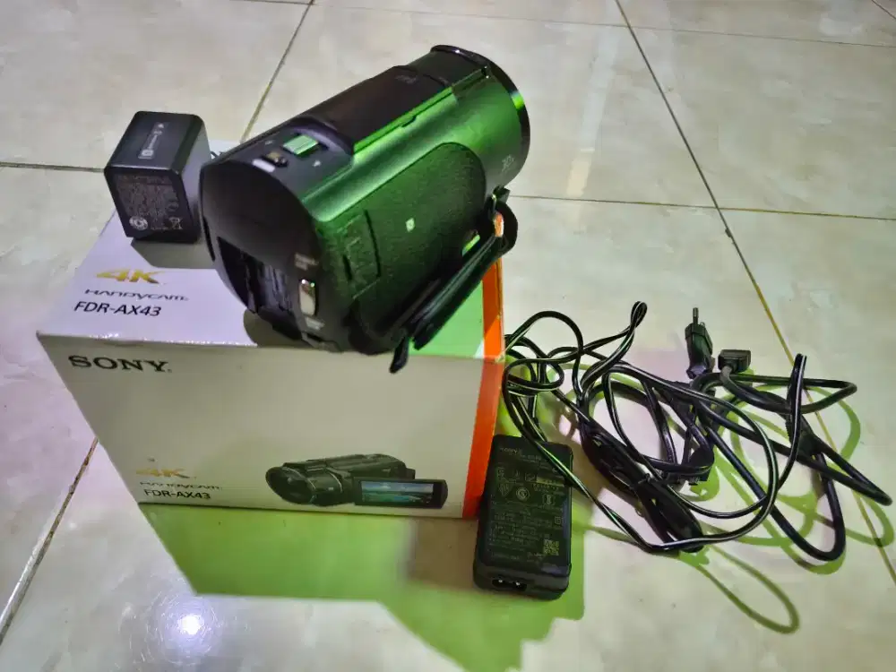 Handycam Sony FDR AX43