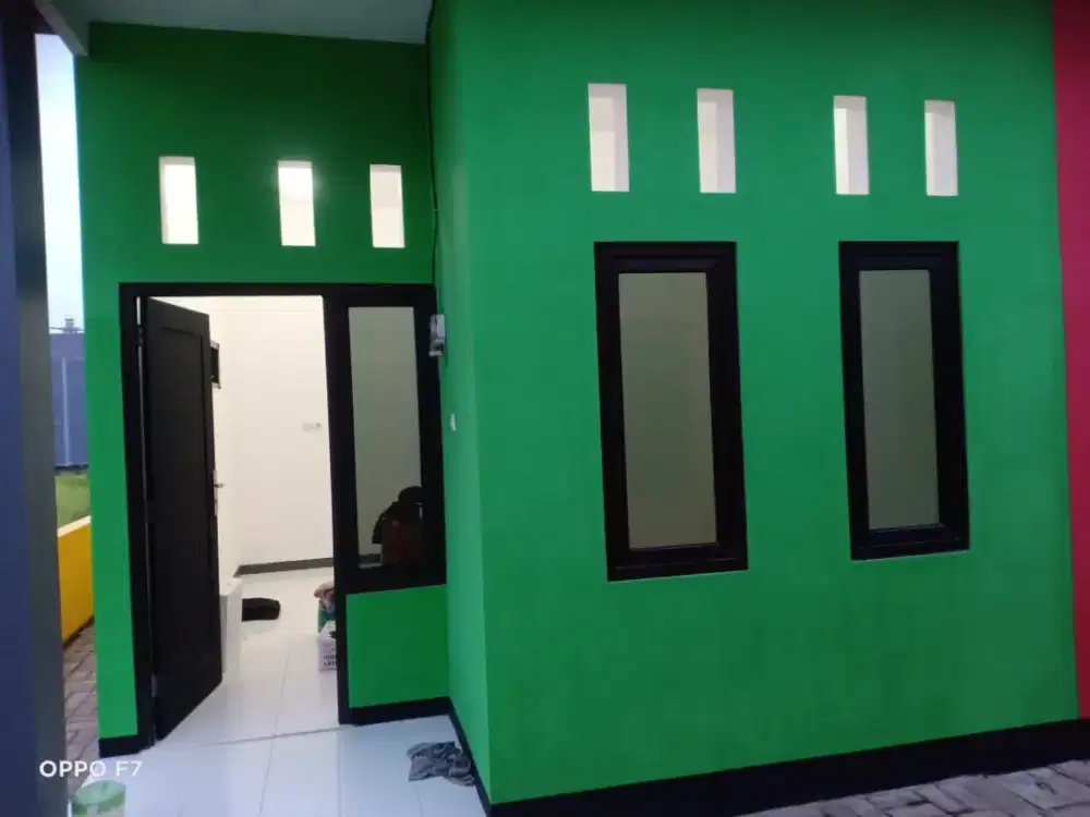 Di kontrakan rumah mini pertahun