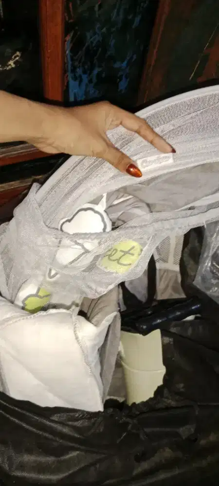 Ayunan bayi elektrik merek COCO LATTE
