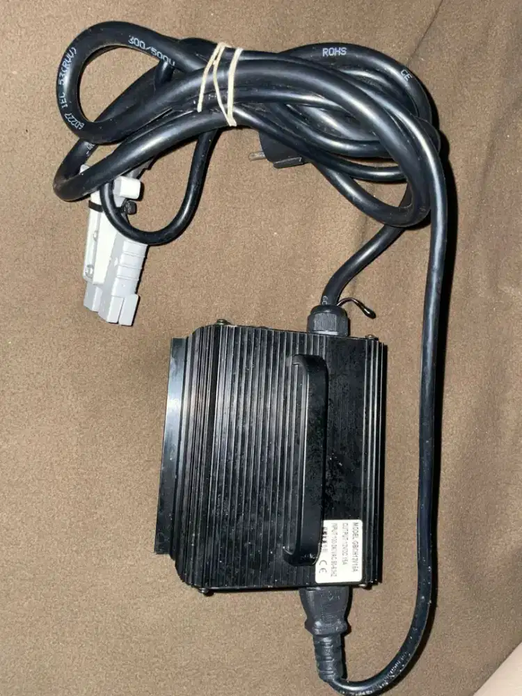Charger fortklift.edisi salah beli