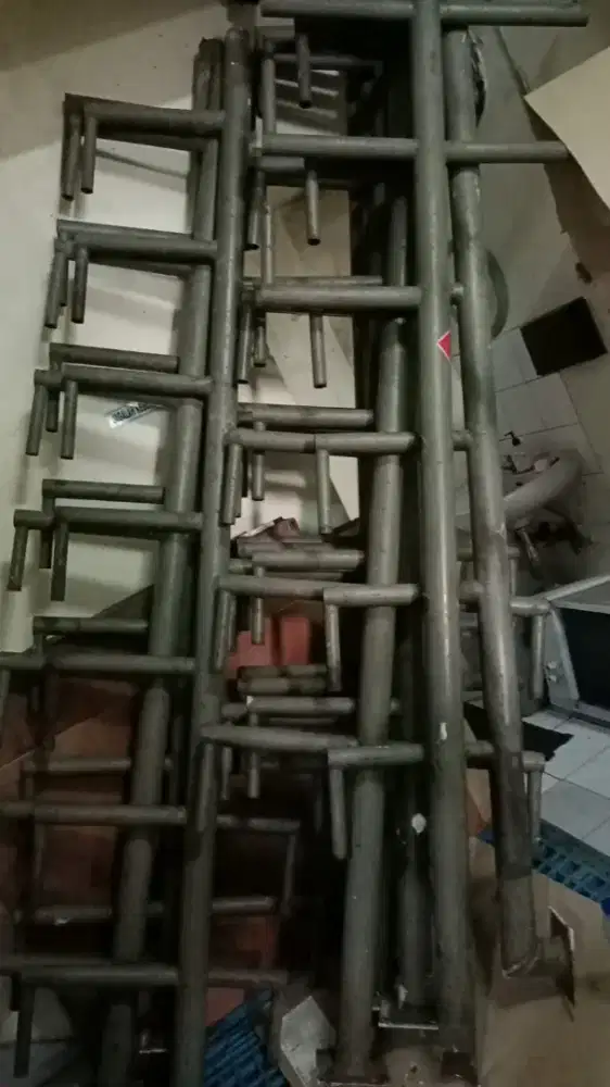 Jual Tiang Penyangga Besi/Scaffolding Bekas Kondisi Bagus