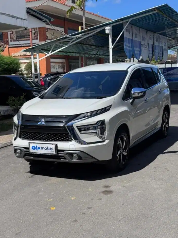Mitsubishi Xpander 1.5 New Ultimate Bensin AT 2021 Putih (KZN)