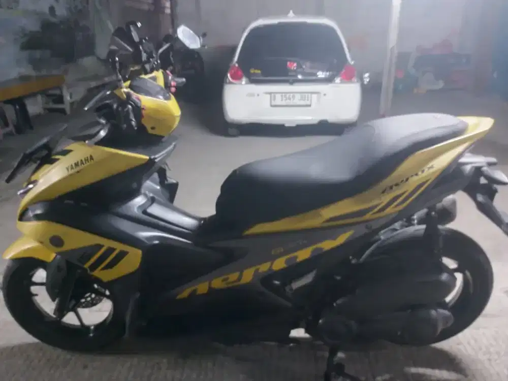 YAMAHA AEROX 155 THN 2018 KUNING TINGGAL PAKAI SAJA