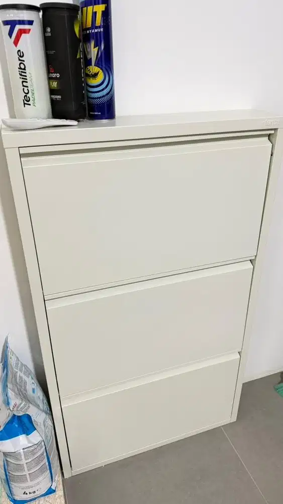Informa kabinet sepatu 3 tingkat