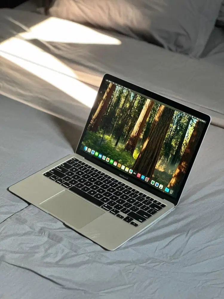 MACBOOK AIR 2020 Core i5 RAM 8GB SSD256GB