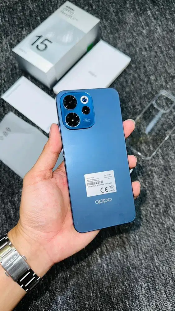 Oppo Reno 15F 5G 8/256 2 Hari aktif