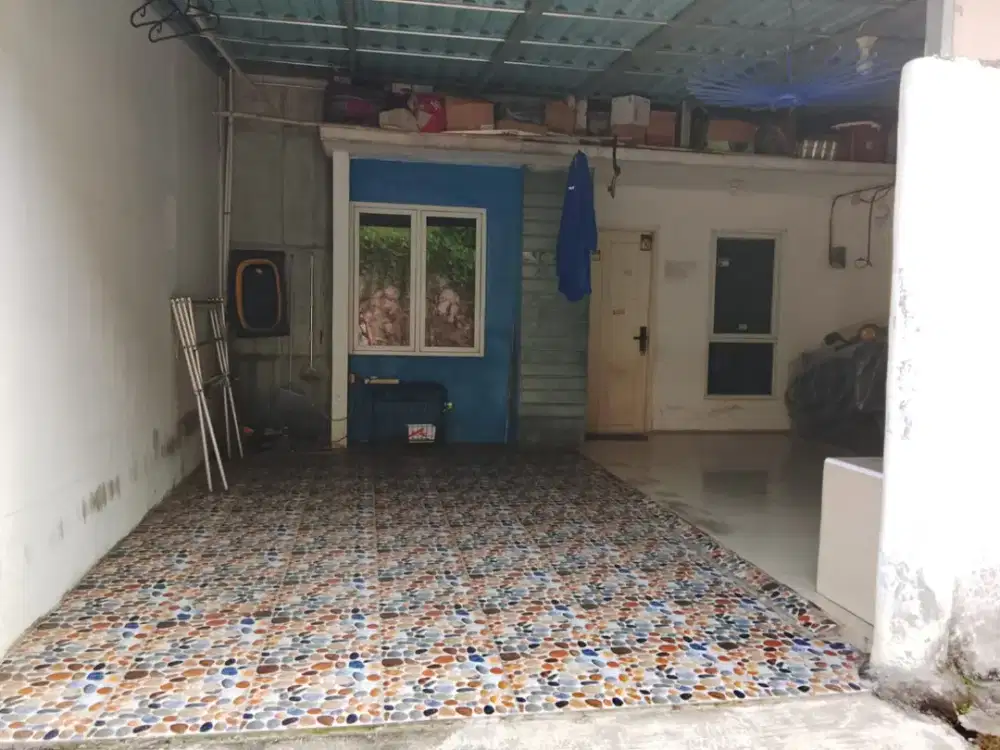 DISEWAKAN/DIJUAL CEPAT BU: FULL FURNISH RUMAH 2KT 1KM