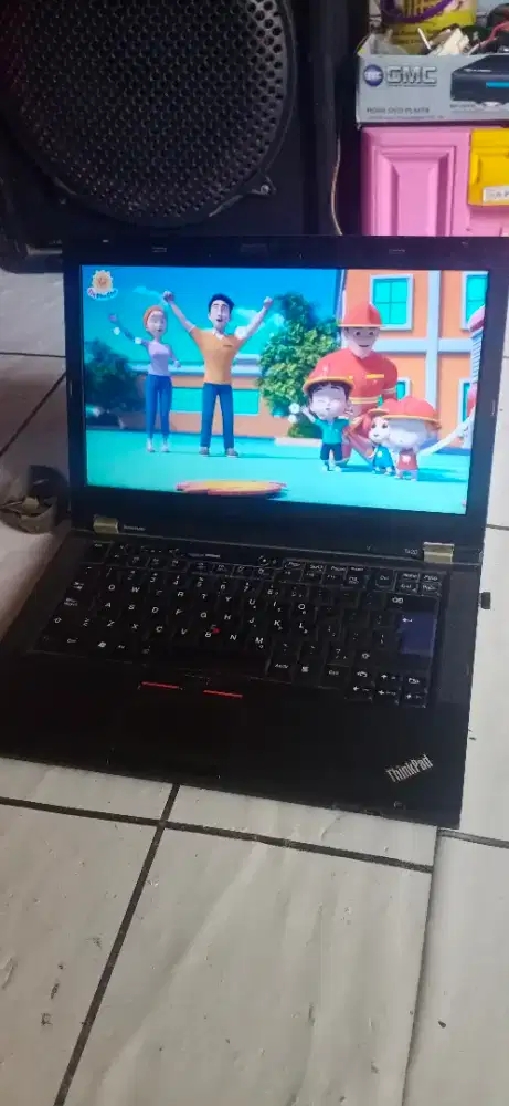 Lenovo core i5 ram 8gb ssd 256gb