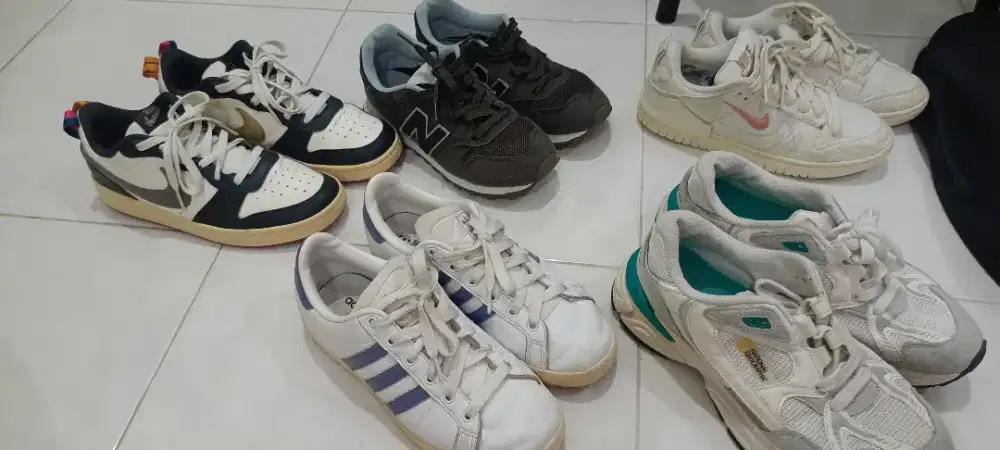 Sepatu preloved