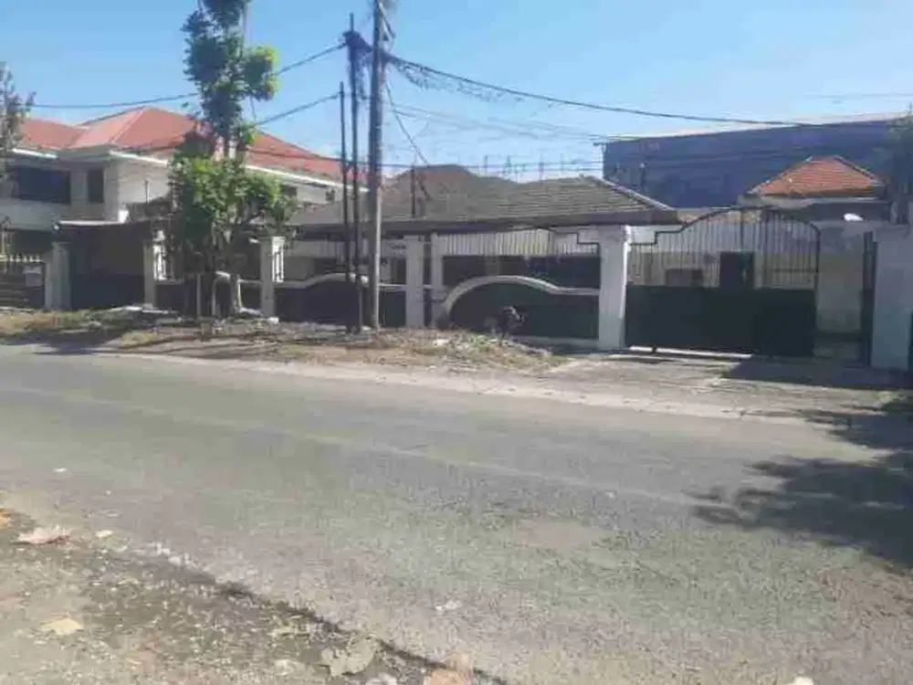 Dijual Murah Rumah Hitung Tanah di Manyar Rejo Surabaya Timur