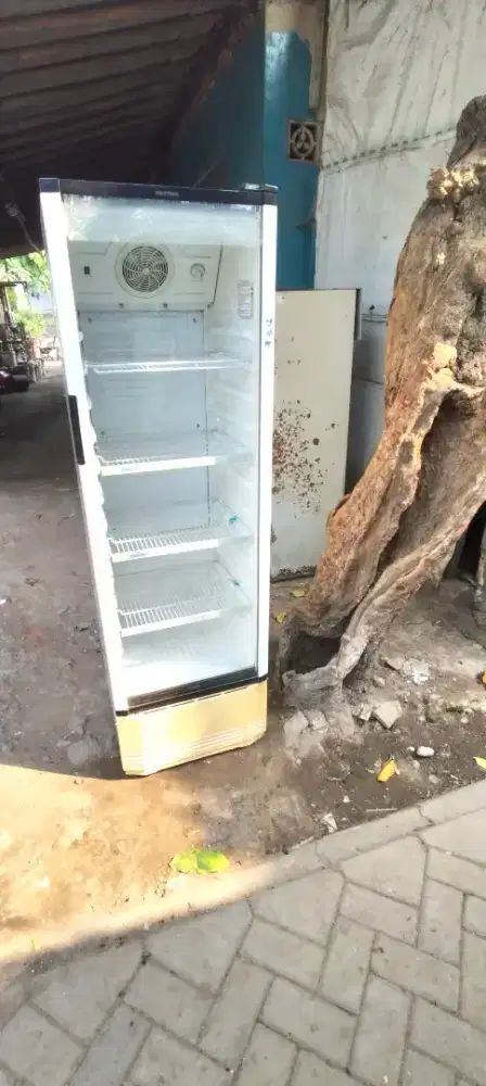 Jual bu kulkas pendingin minuman ukuran tinggi 170 cm