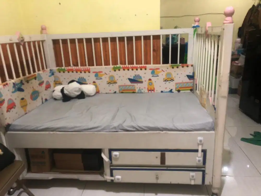 Box Bayi kayu jati