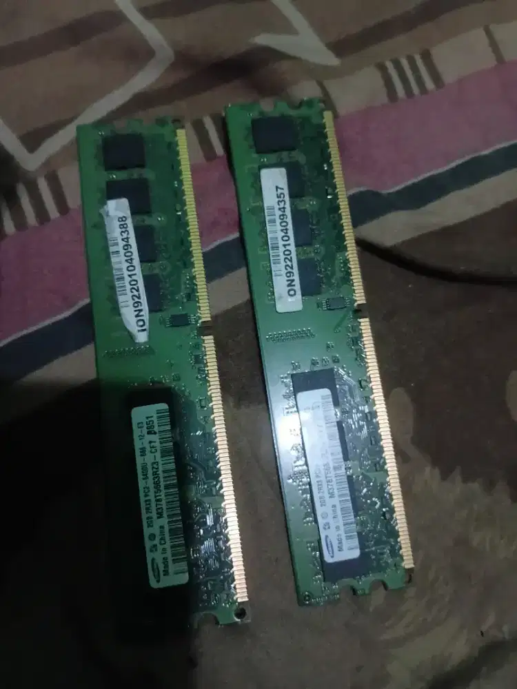 Jual Ram DDR2 pc dua keping (2gb+2gb)