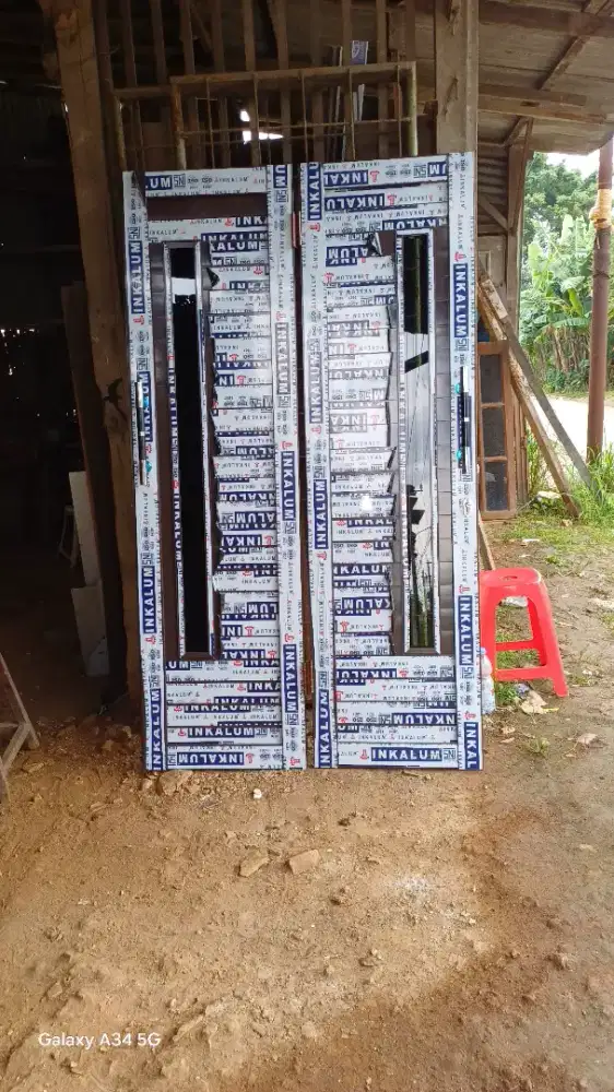 Jual kusen pintu satu dan pintu dua dari bahan aluminium dan kayu