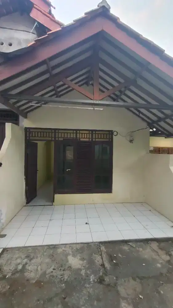 DISEWAKAN RUMAH KONTRAKAN JAGAKARSA