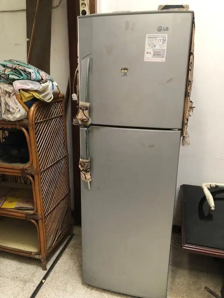 Kulkas 2 pintu LG