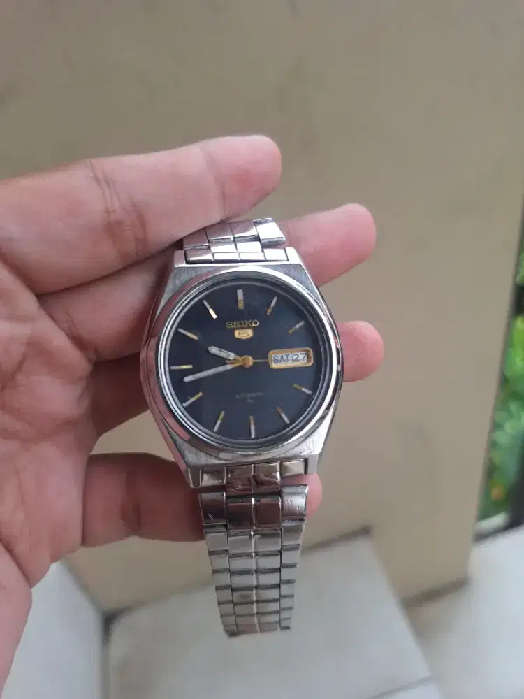 Seiko 5 Automatic 7009-876A Black Dial Gold Accent
