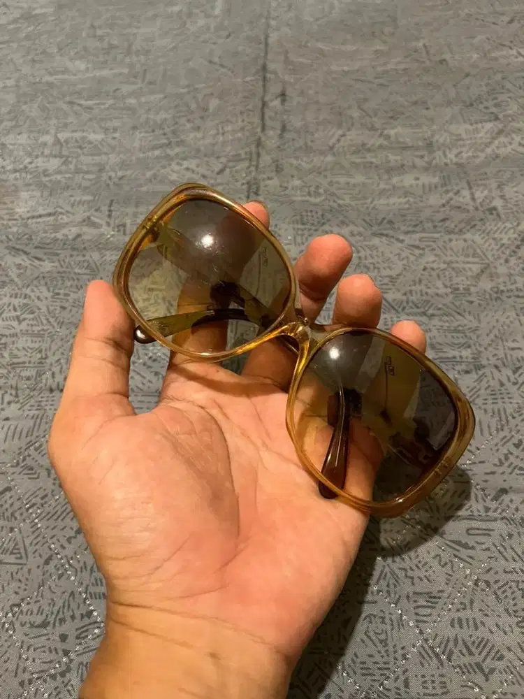 Kacamata hitam vintage buci by safilo original
