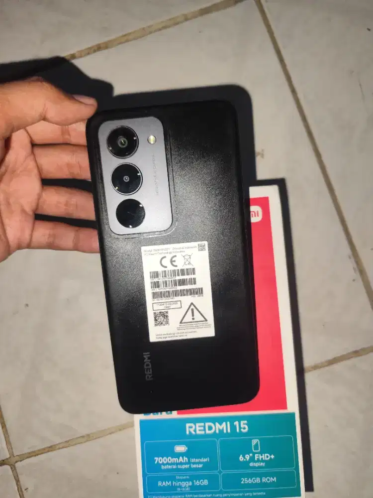 redmi 15 8/256 garansi panjang mulus,lengkap nominus,