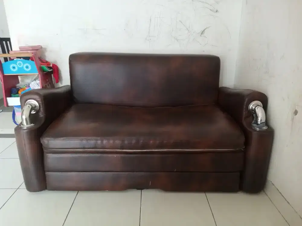 Sofa Bed. Nyaman multifungsi. (Declutering)