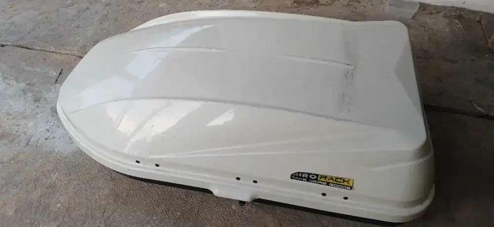 DI JUAL ROOF BOX KONDISI BAGUS