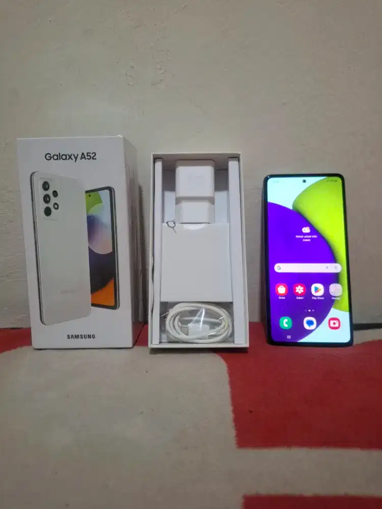Samsung A52. 8/128GB