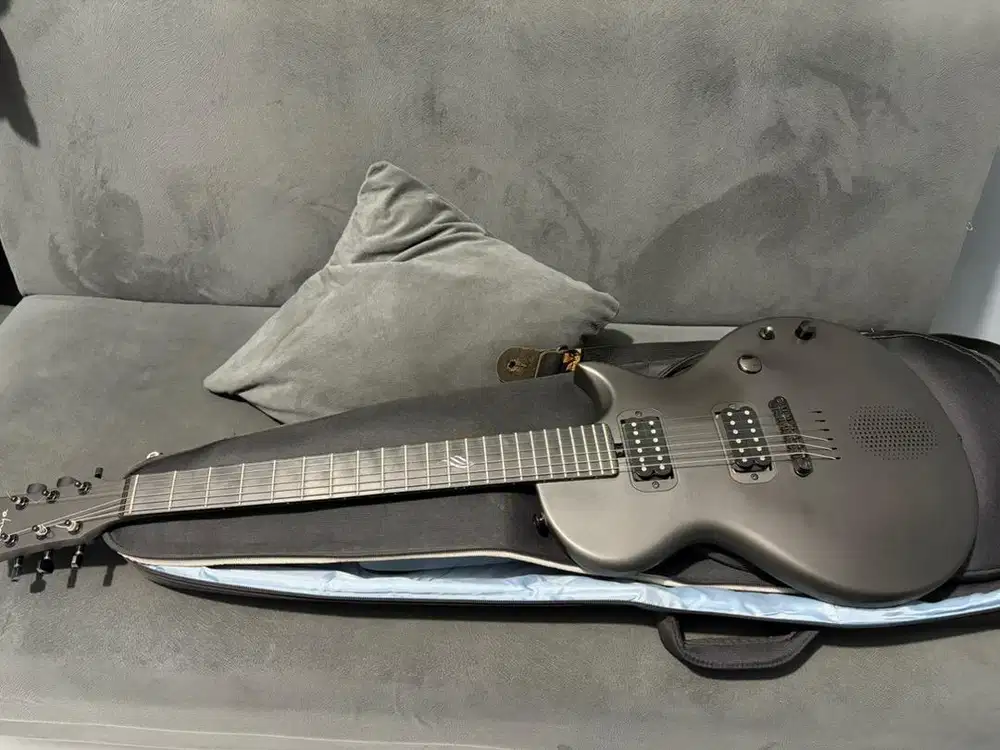 Guitar listrik enya nova Go sonic & NUX might space wireless amplifier