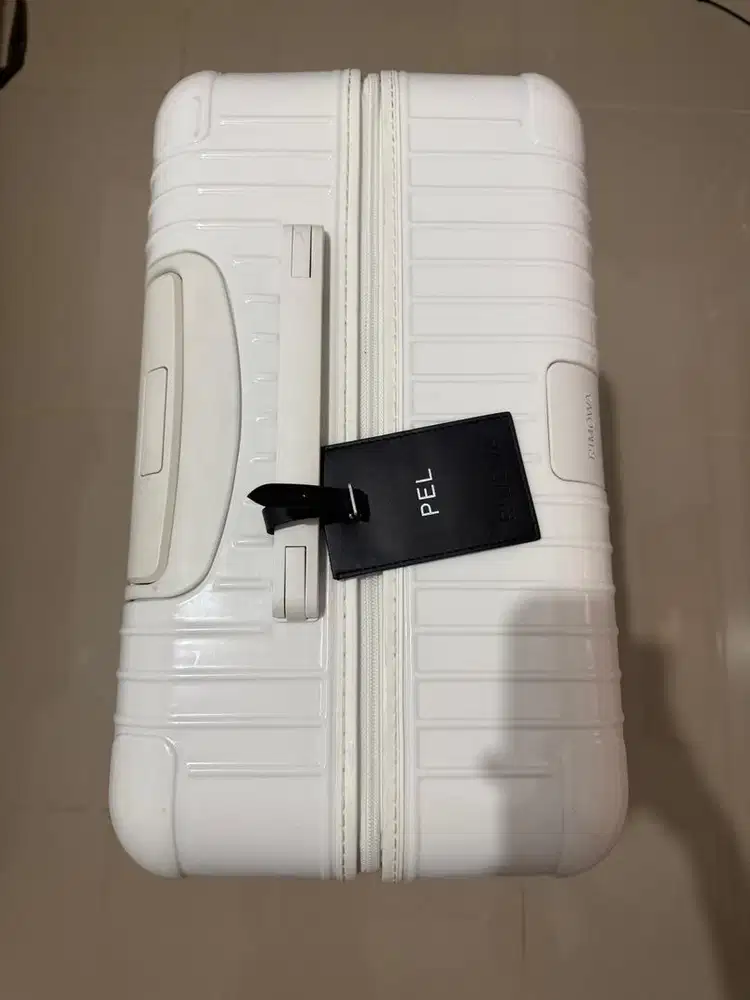RIMOWA Luggage Essentials Check in L