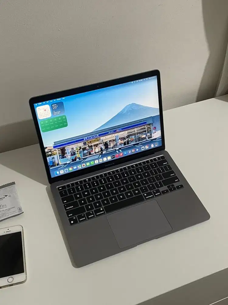 MacBook Air 2020 M1 8/256