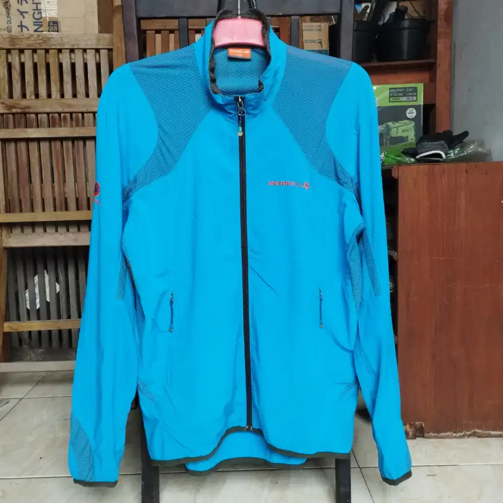 Jaket Outdoor Tipis Merre1l