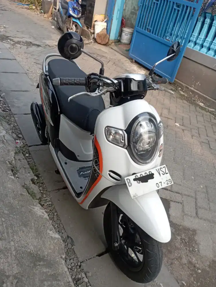 Honda scoopy donat 2019