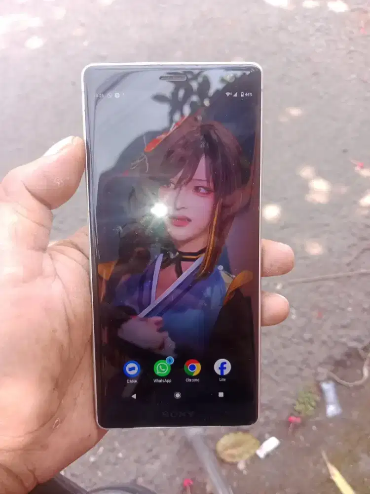 SONY XPERIA XZ 2 AU 4/64