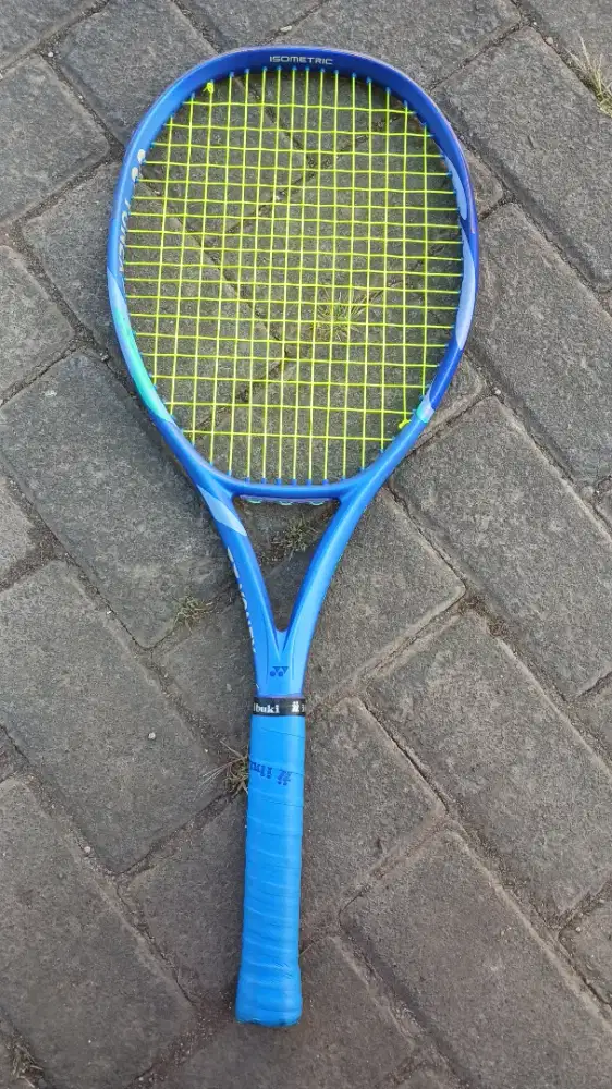 Yonex EZONE Alpha