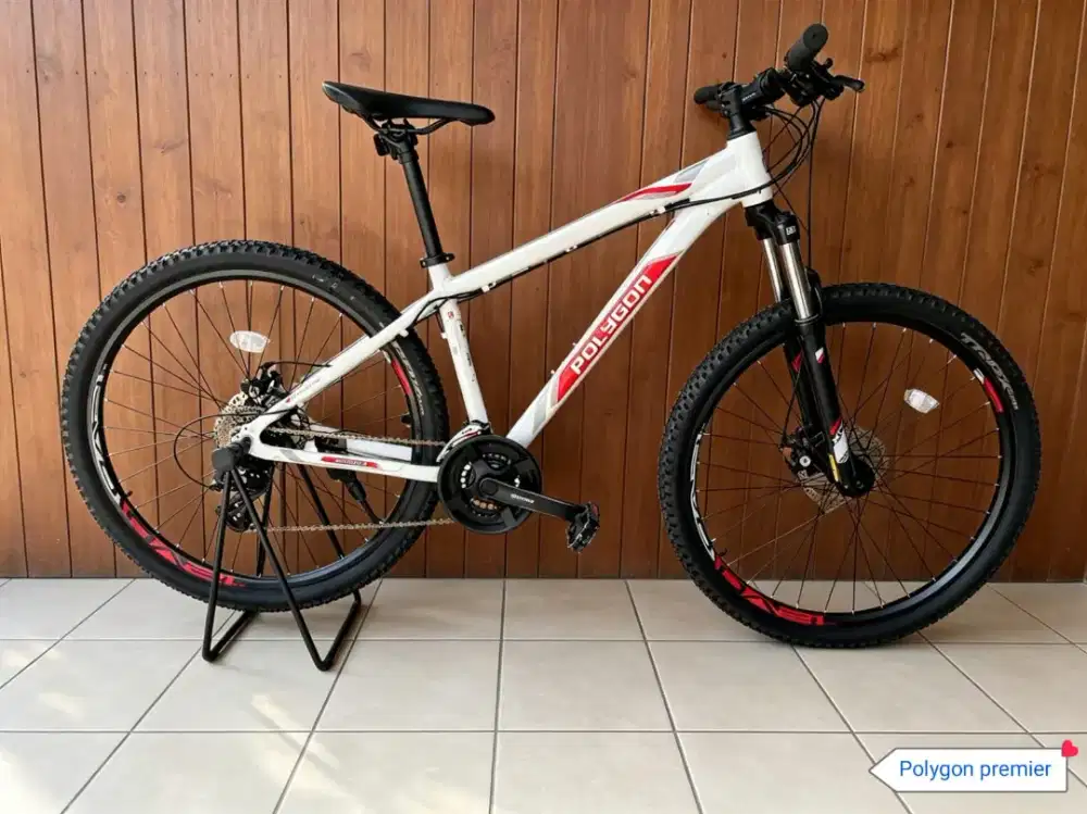 Sepeda gunung MTB polygon premier 3