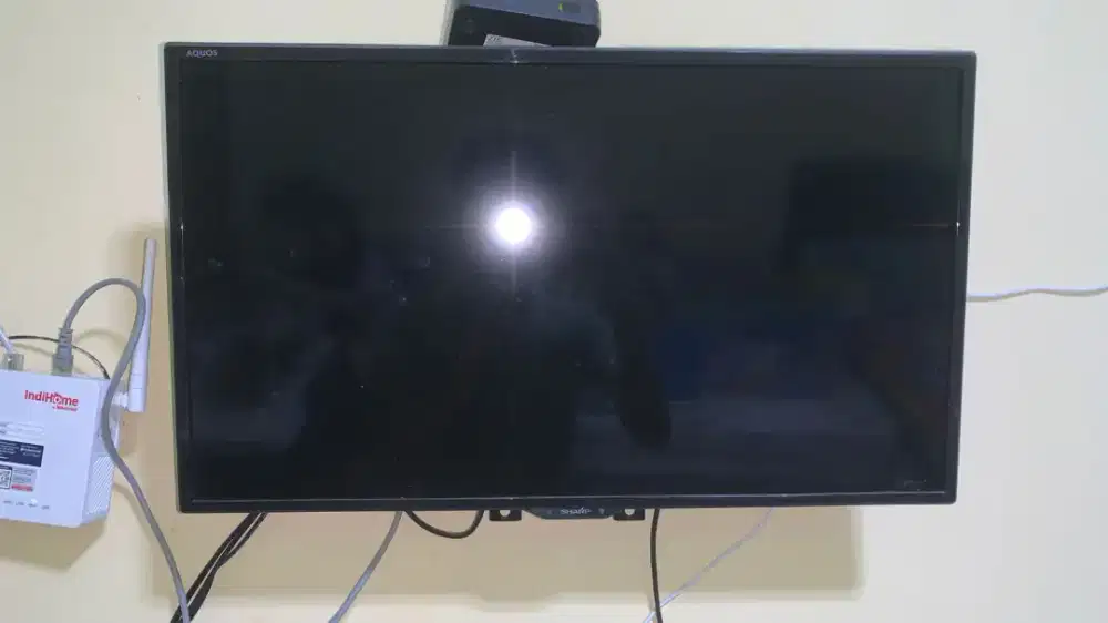 Tv analog Sharp Aquos 21 inch