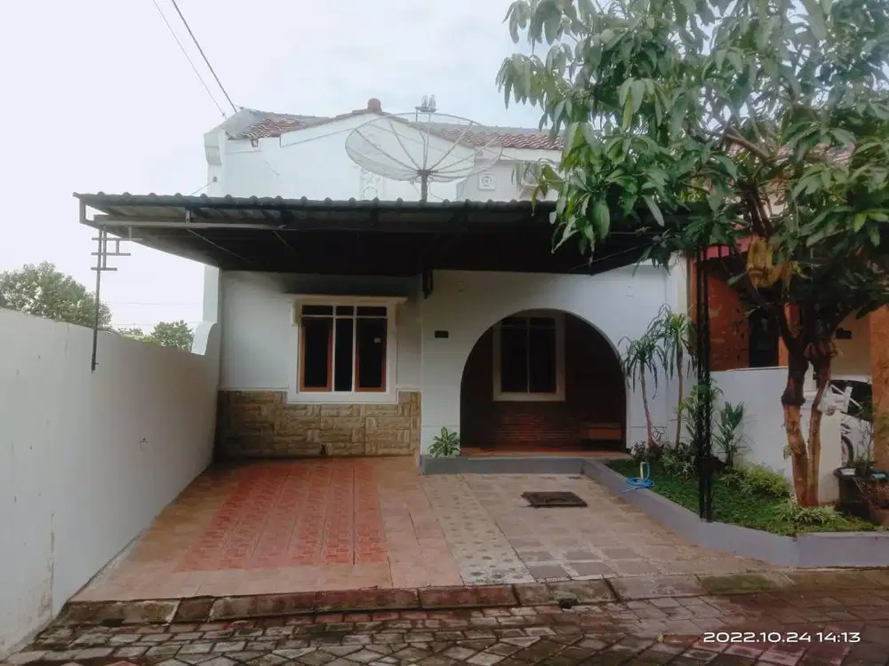 DIKONTRAKKAN RUMAH GRAHA WAHID KEDUNGMUNDU SEMARANG