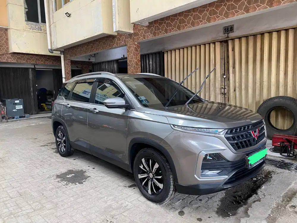 MOBIL WULING ALMAZ TAHUN 2019 KM RENDAH