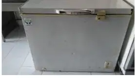 Chest Freezer Bekas
